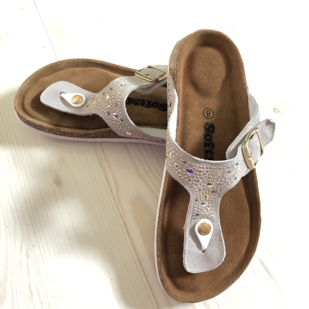 SoftMoc sandal